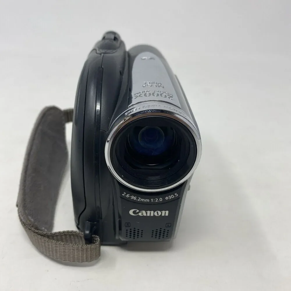 Canon DC420 Mini DVD Digital Camcorder Model 48x Advance Zoom 2000 Digital Zoom